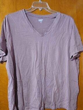 Lands' End V-Neck Tee in Mauve